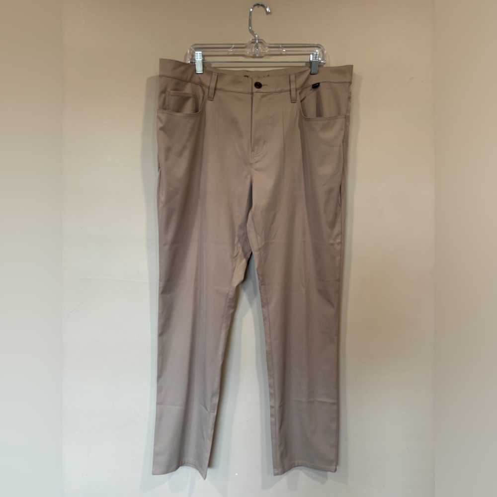 Travis Mathew Men’s Performance Golf Pants Size 38